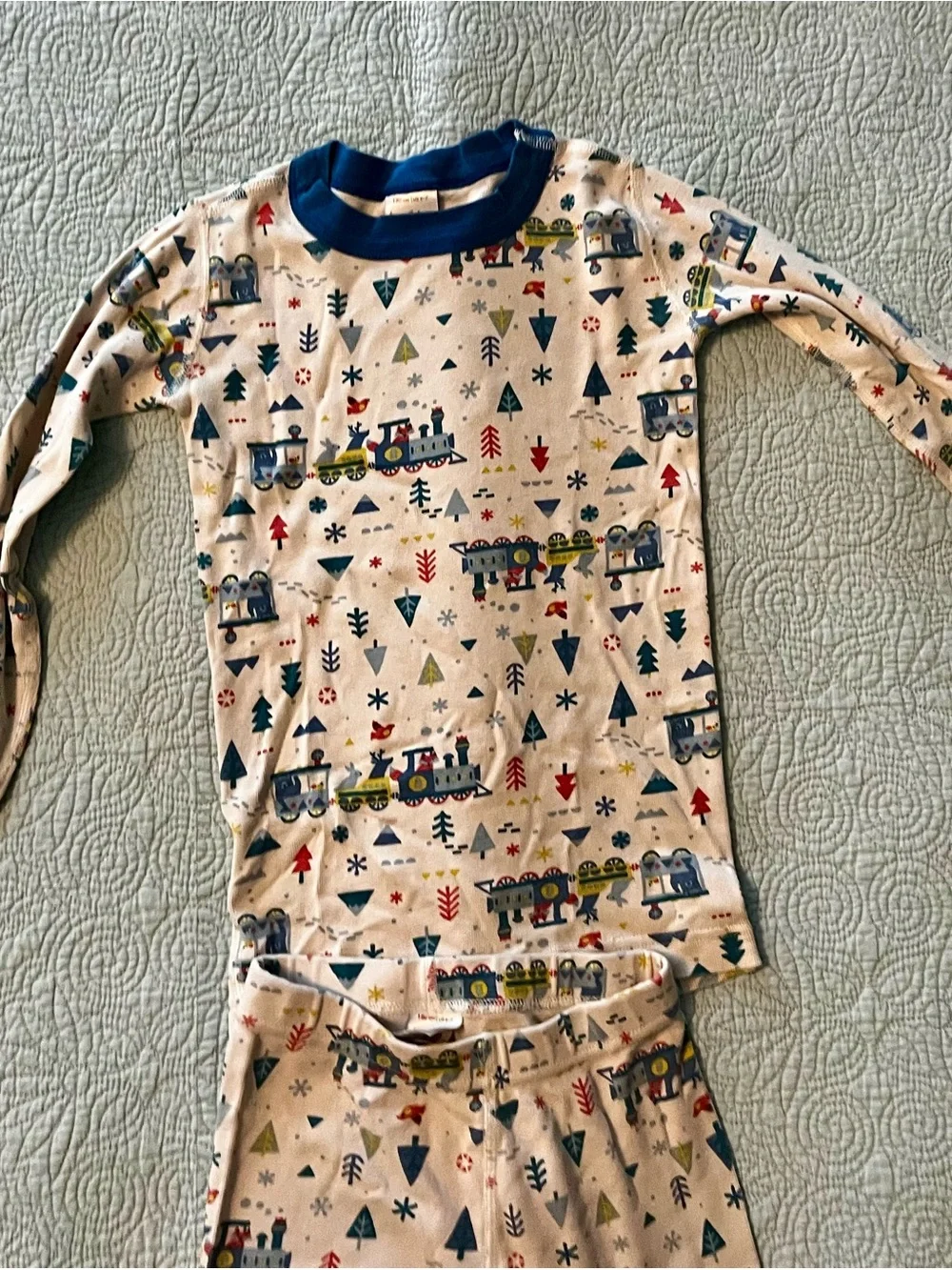 Hanna Andersson white Holiday Train Pajama Set with Blue Trim